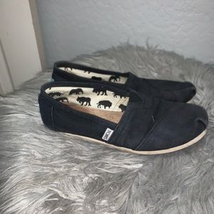 Black Toms flats